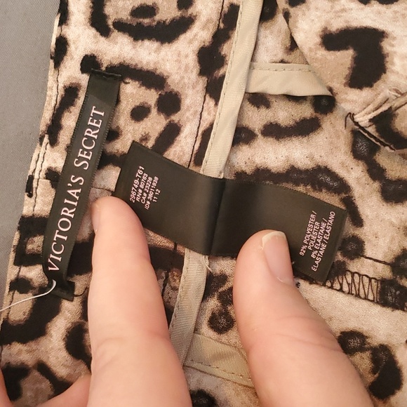 Victoria's Secret Crop Pants size 10 - Picture 5 of 6